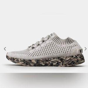 Nobull, sz 7, rare, wild sand knit runner